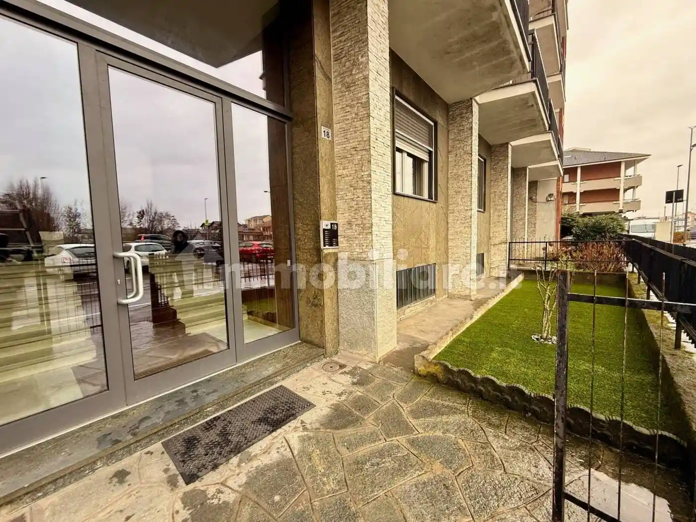 Trilocale via Poirino 18, Centro, Carmagnola - foto 2