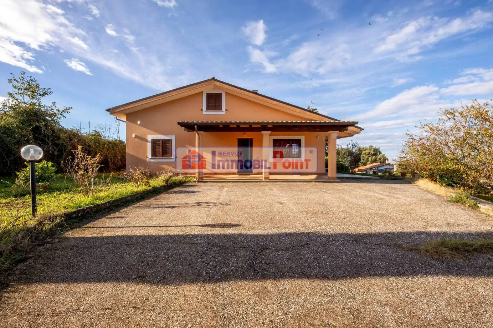 Villa in vendita a Zagarolo