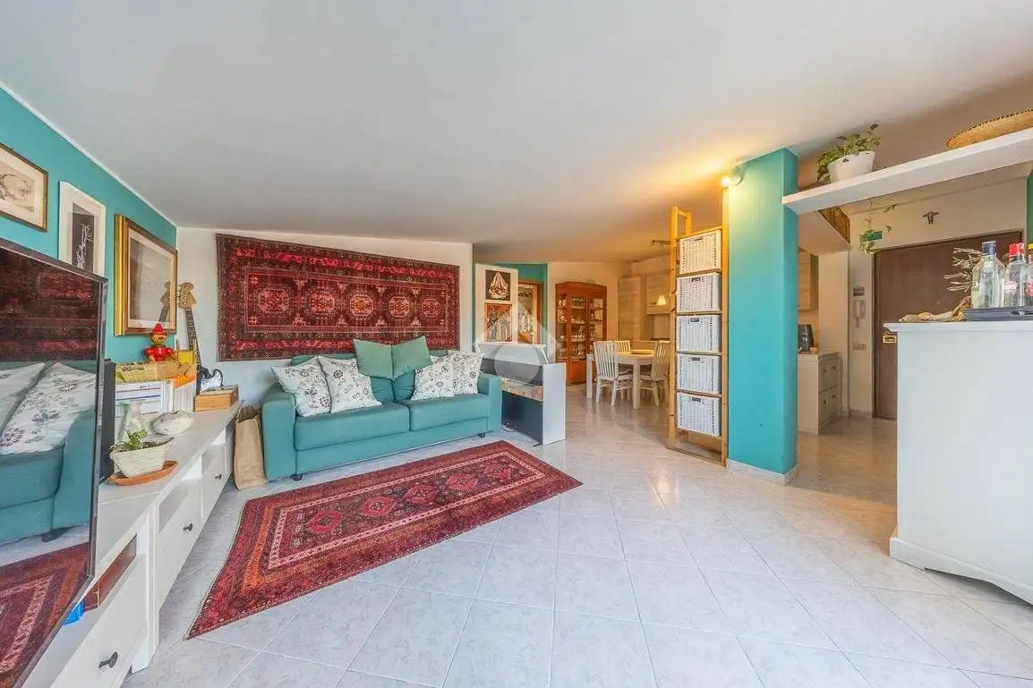 Trilocale via Fratelli Rosselli 14, Villanova, Guidonia Montecelio - foto 2