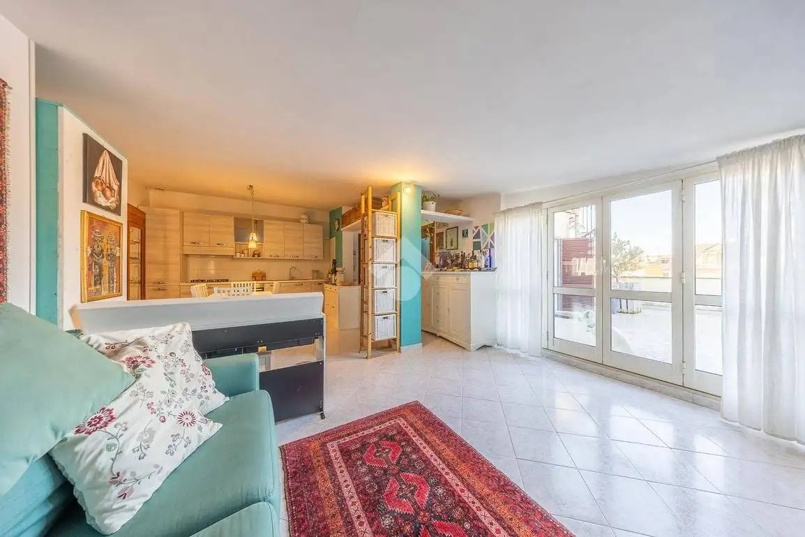 Trilocale via Fratelli Rosselli 14, Villanova, Guidonia Montecelio - foto 5