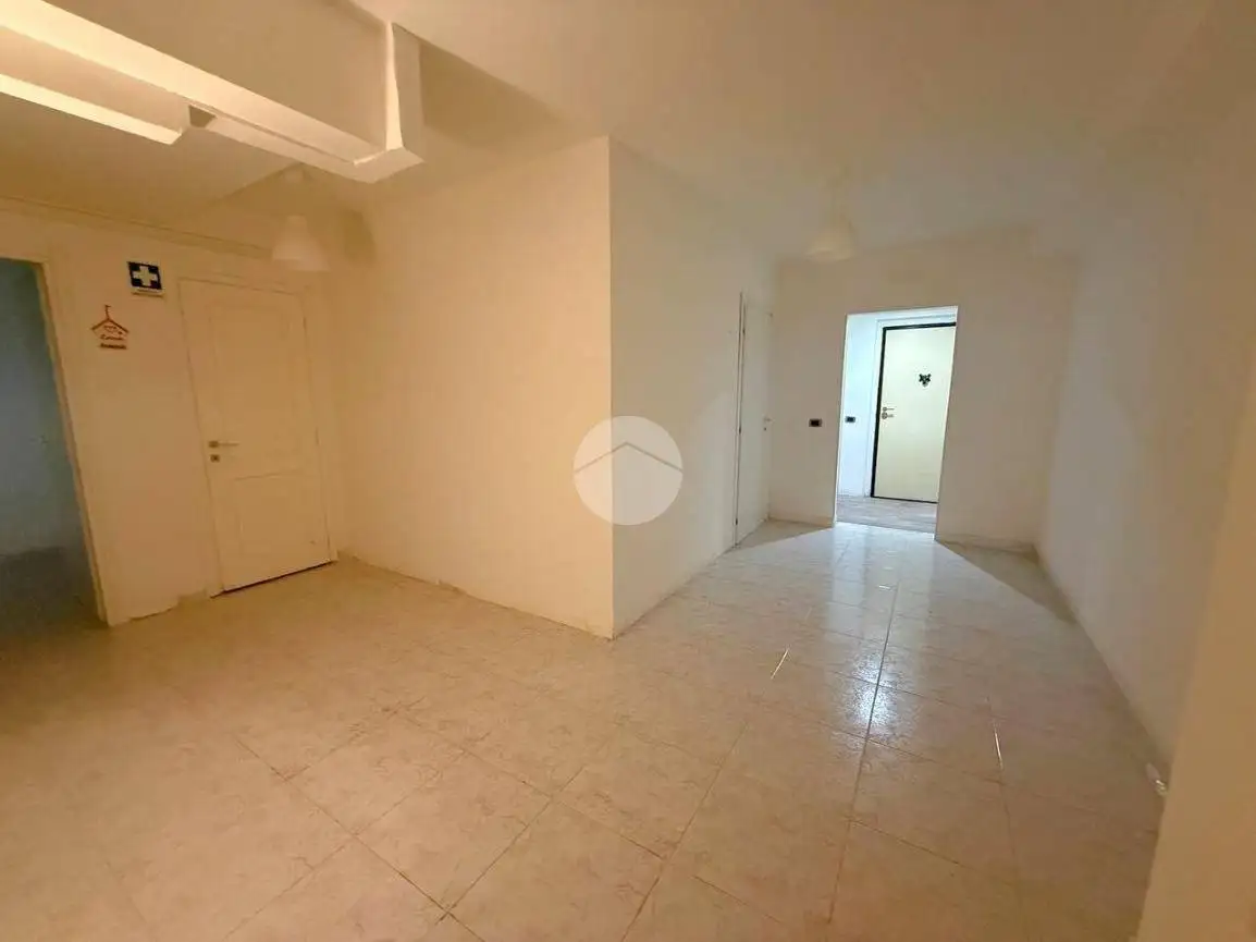 Trilocale viale dei Bersaglieri 58, Parco degli Aranci, Caserta - foto 3