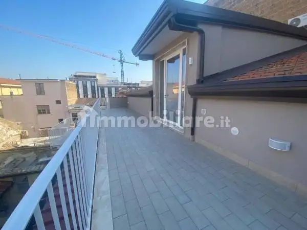 Attico - Mansarda in affitto a Caserta