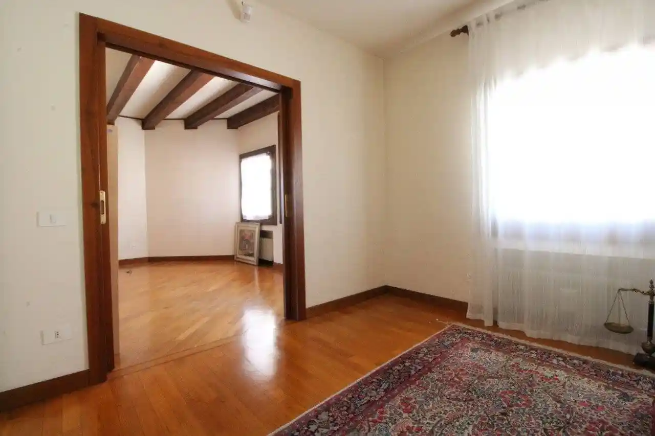 Appartamento piazza Giacomo Matteotti, Centro Storico, Vicenza - foto 3