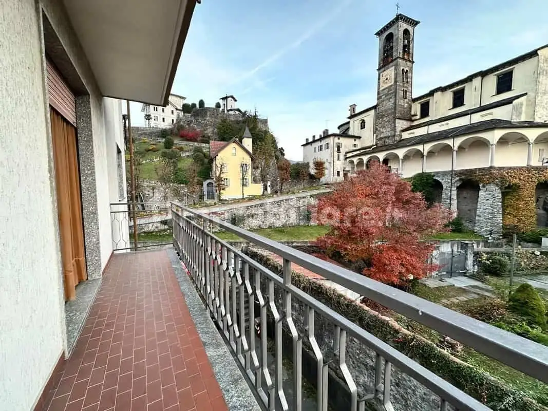 Appartamento in vendita a Varallo