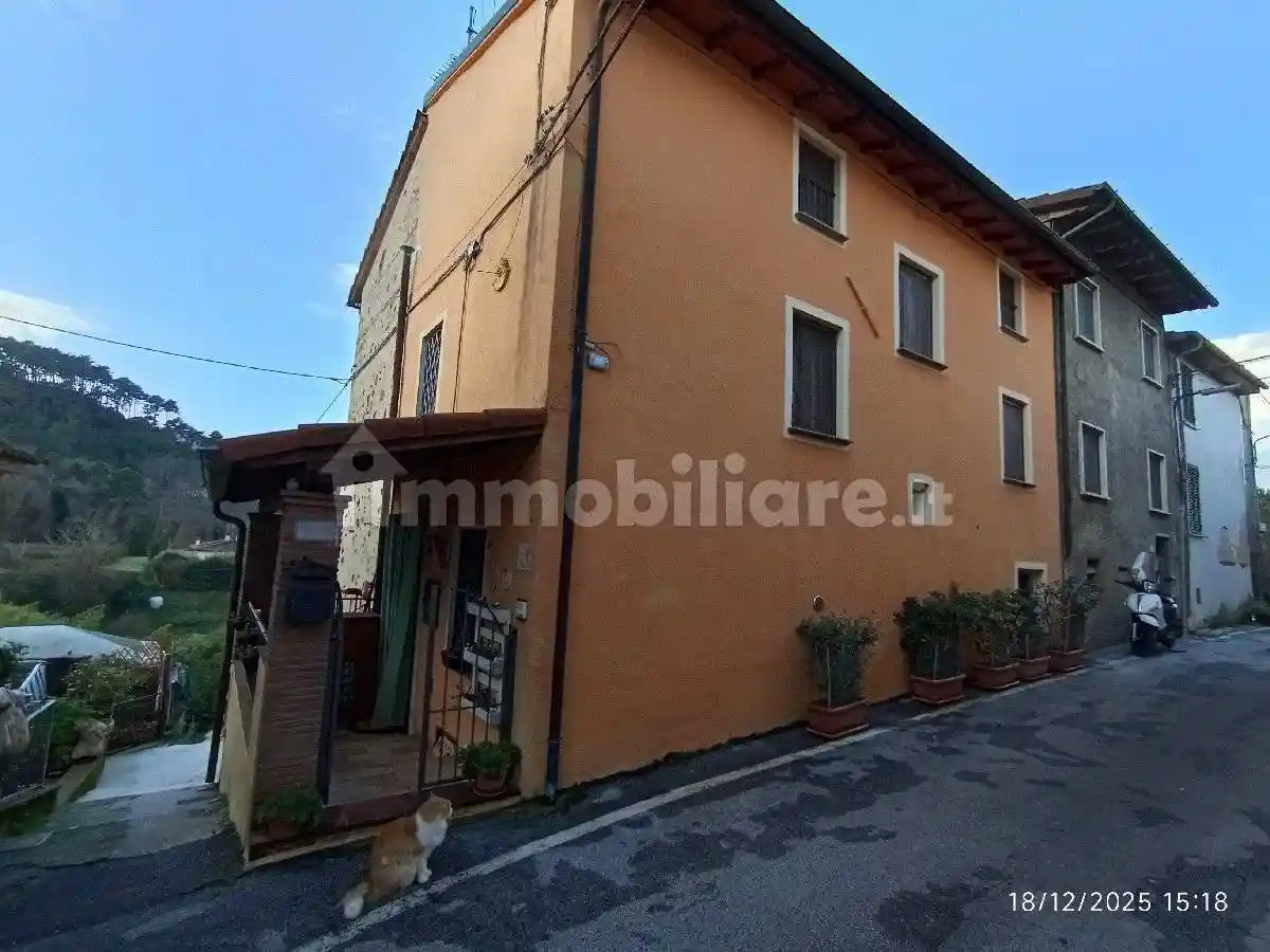 Rustico - Casale in vendita a Camaiore