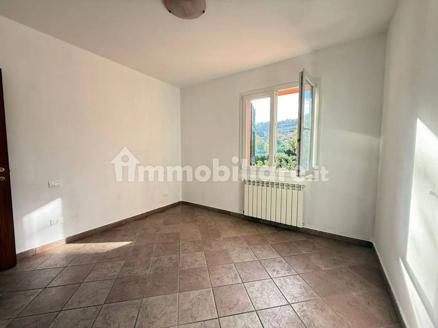 Bilocale via Tommaso Littardi, Porto Maurizio, Imperia - foto 2