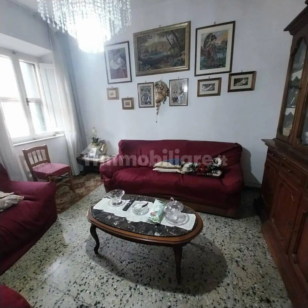 Terratetto unifamiliare 150 m², da ristrutturare, Centro, Calci - foto 3