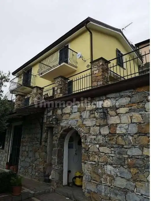 Appartamento in asta a Rapallo