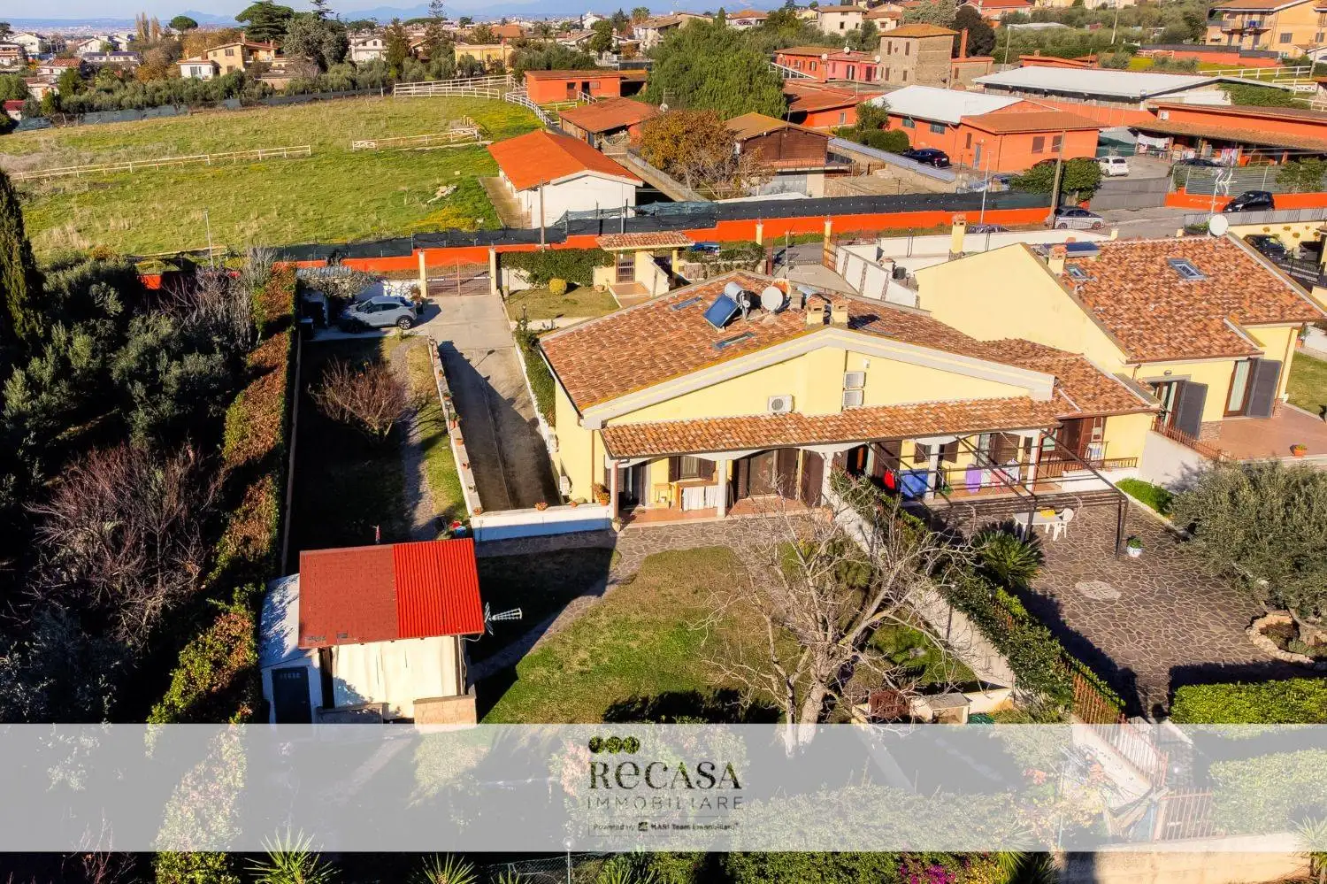 Villa plurifamiliare via Mazzamagna 98, Frattocchie, Marino - foto 2