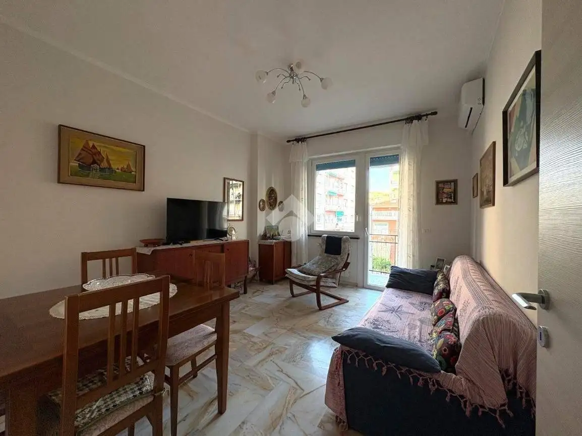 Trilocale traversa corso Valparaiso 45, Centro, Chiavari - foto 2