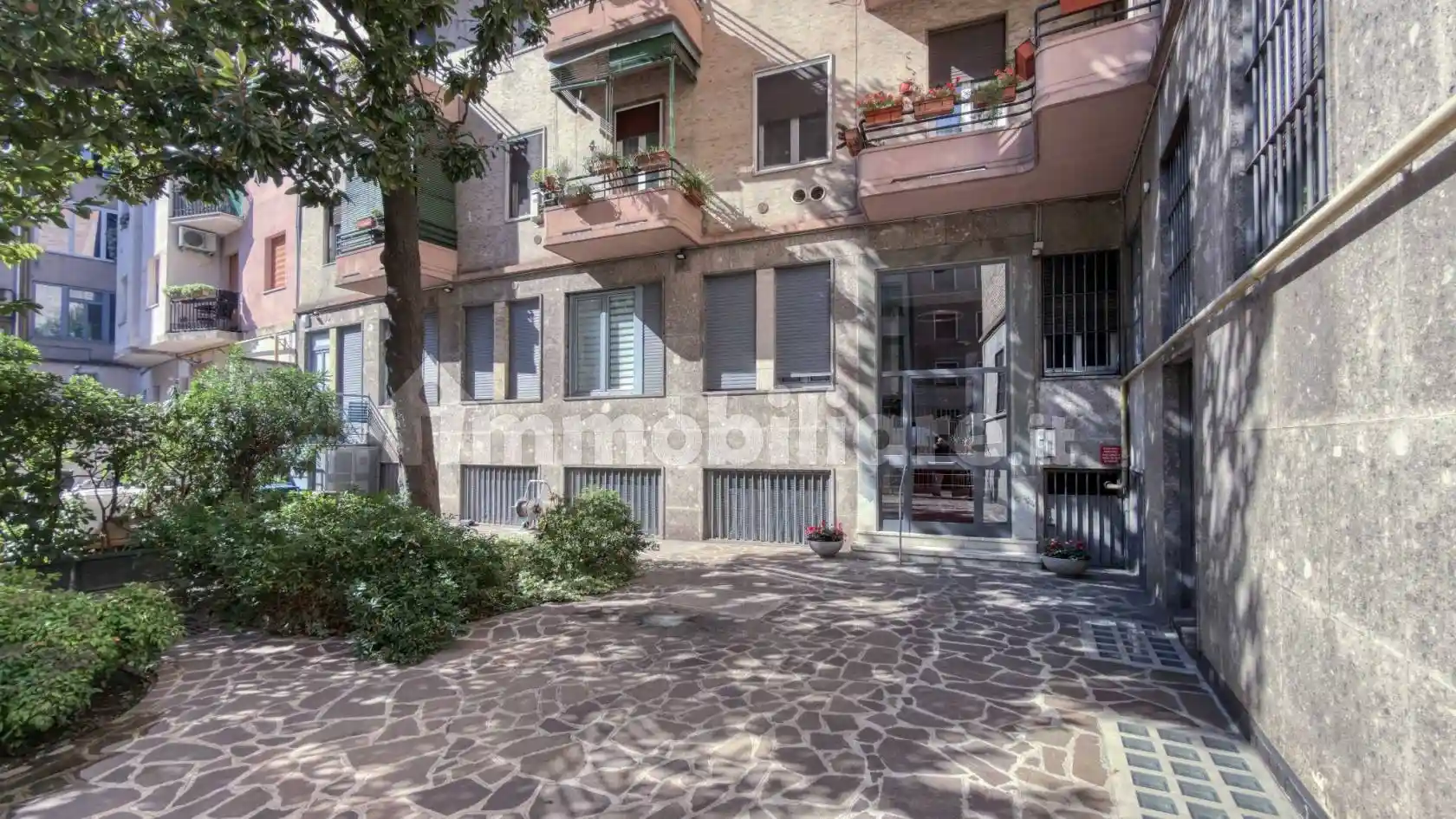 Quadrilocale via Gianfranco Zuretti 5, Cascina dei Pomi, Milano - foto 2