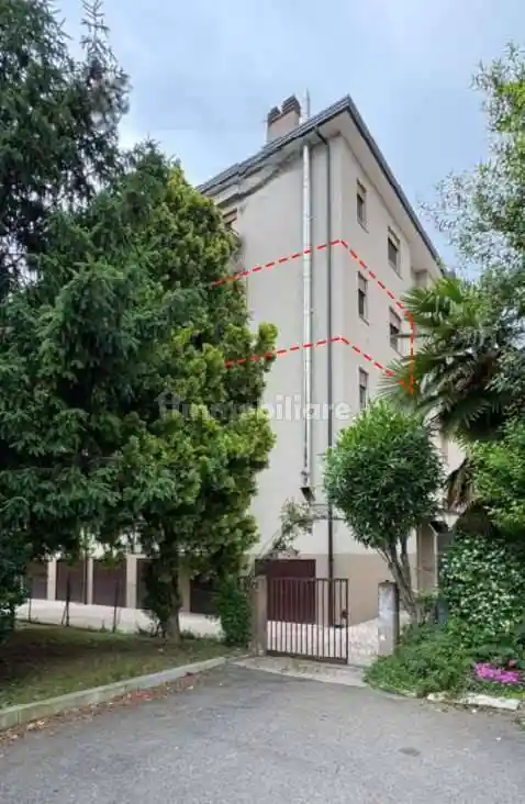 Quadrilocale via Enrico Dandolo, 15, Carpenedo - Bissuola, Venezia - foto 2