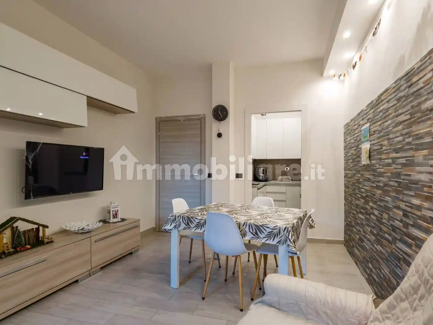 Trilocale via Minghetti 37, Santa Maria, Collegno - foto 3