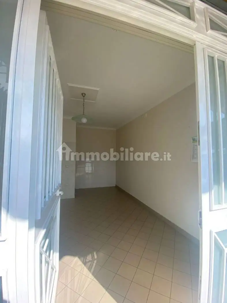 Monolocale via 1 Maggio 3/10, Centro Storico, Giugliano in Campania - foto 2