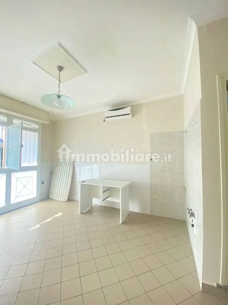 Monolocale via 1 Maggio 3/10, Centro Storico, Giugliano in Campania - foto 5