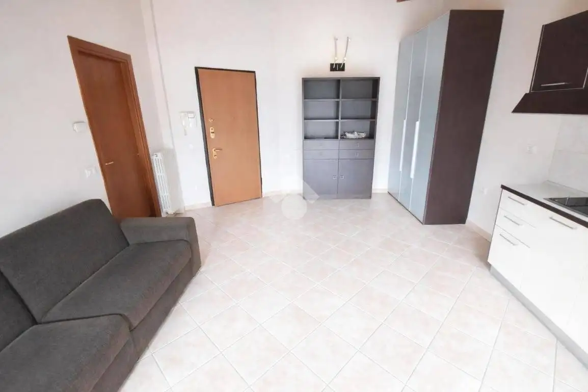 Monolocale via Tommaso Grossi, San Rocco - Sanzio, Seregno - foto 2