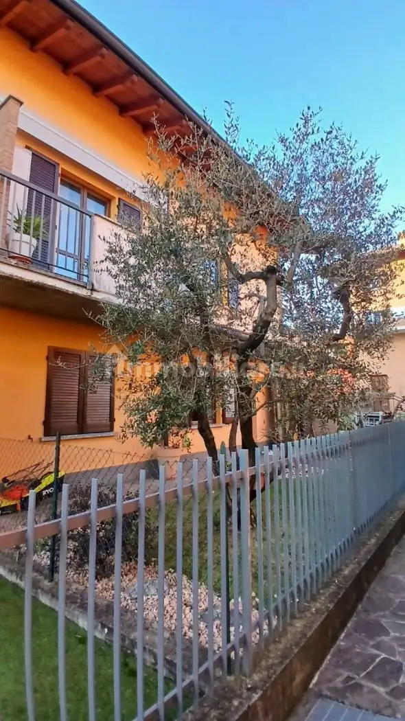 Villetta a schiera in vendita a Brembate di Sopra