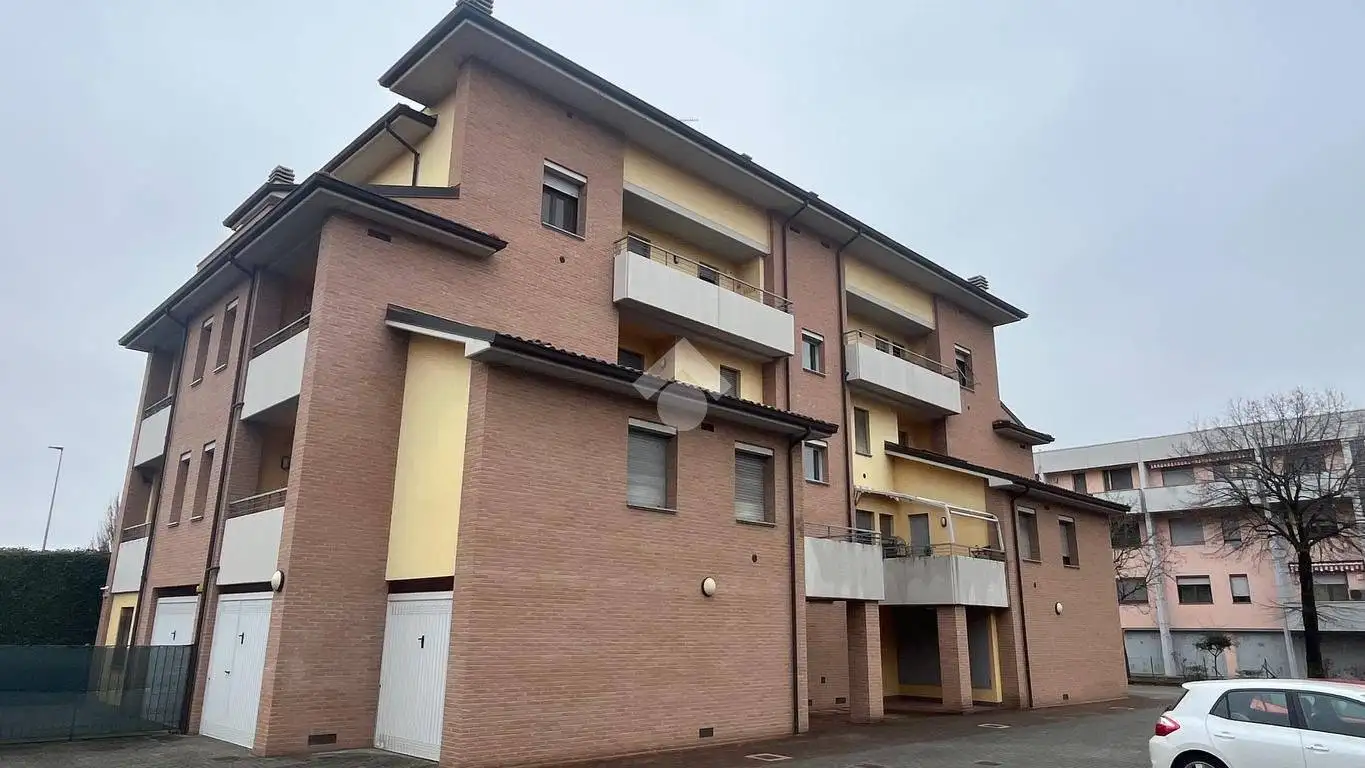 Trilocale via Luigi Pennazzi 3, Vicofertile, Parma - foto 2