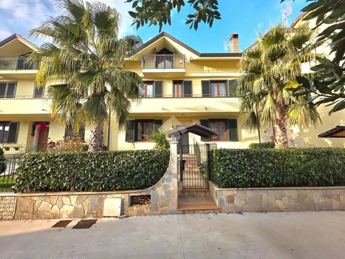 Villetta a schiera in vendita a Durazzano