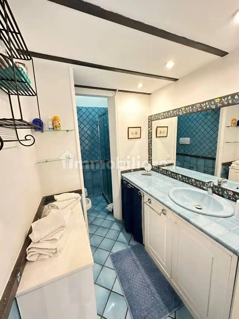 Bilocale piazza dei Martiri 30, Chiaia, Napoli - foto 5