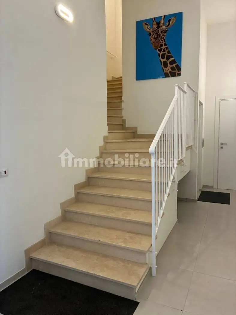 Trilocale nuovo, secondo piano, Centro, San Benedetto del Tronto - foto 4