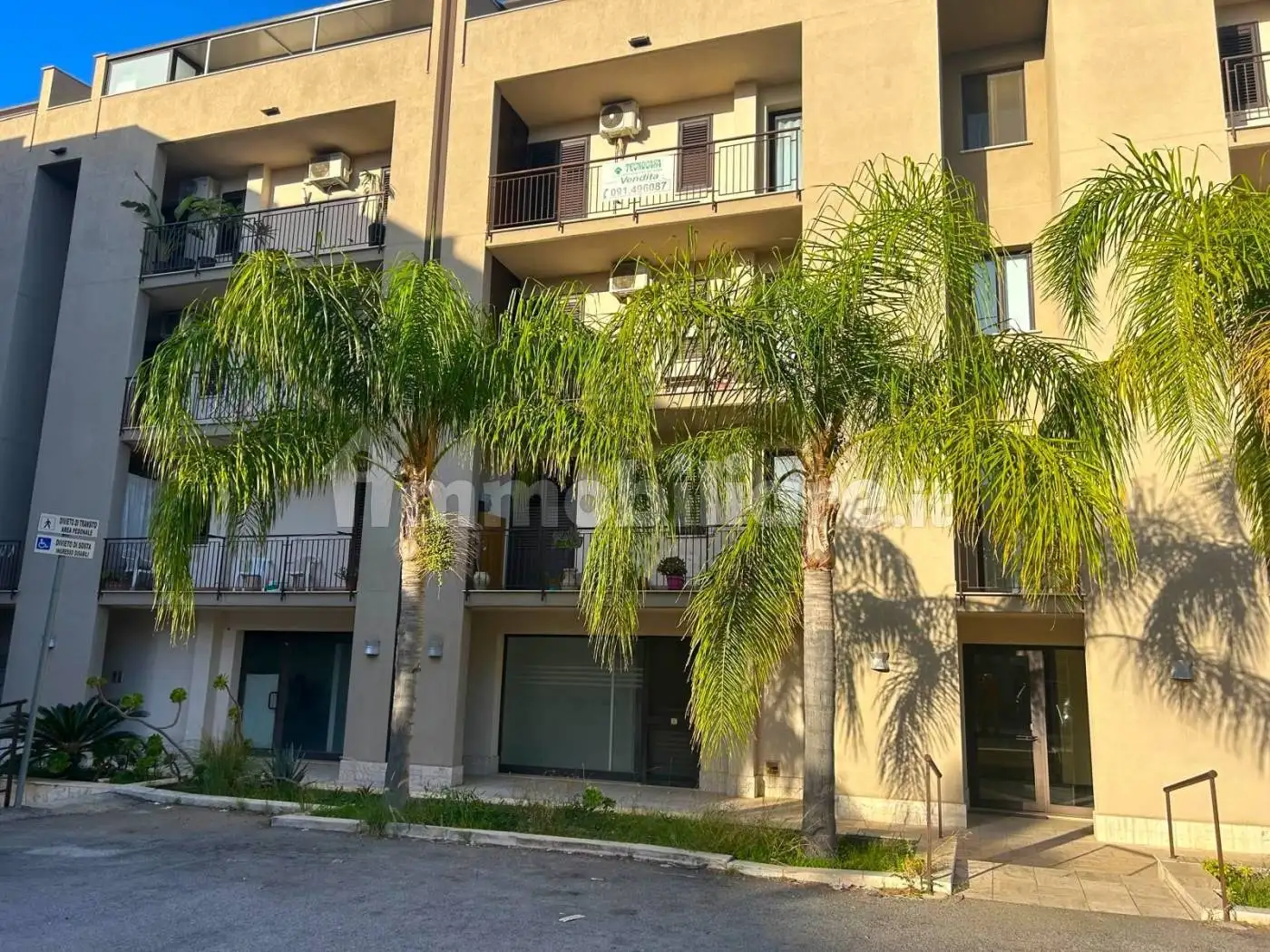 Appartamento in affitto a Altavilla Milicia