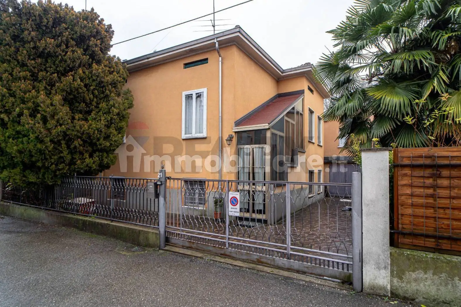 Casa indipendente in vendita a Parma