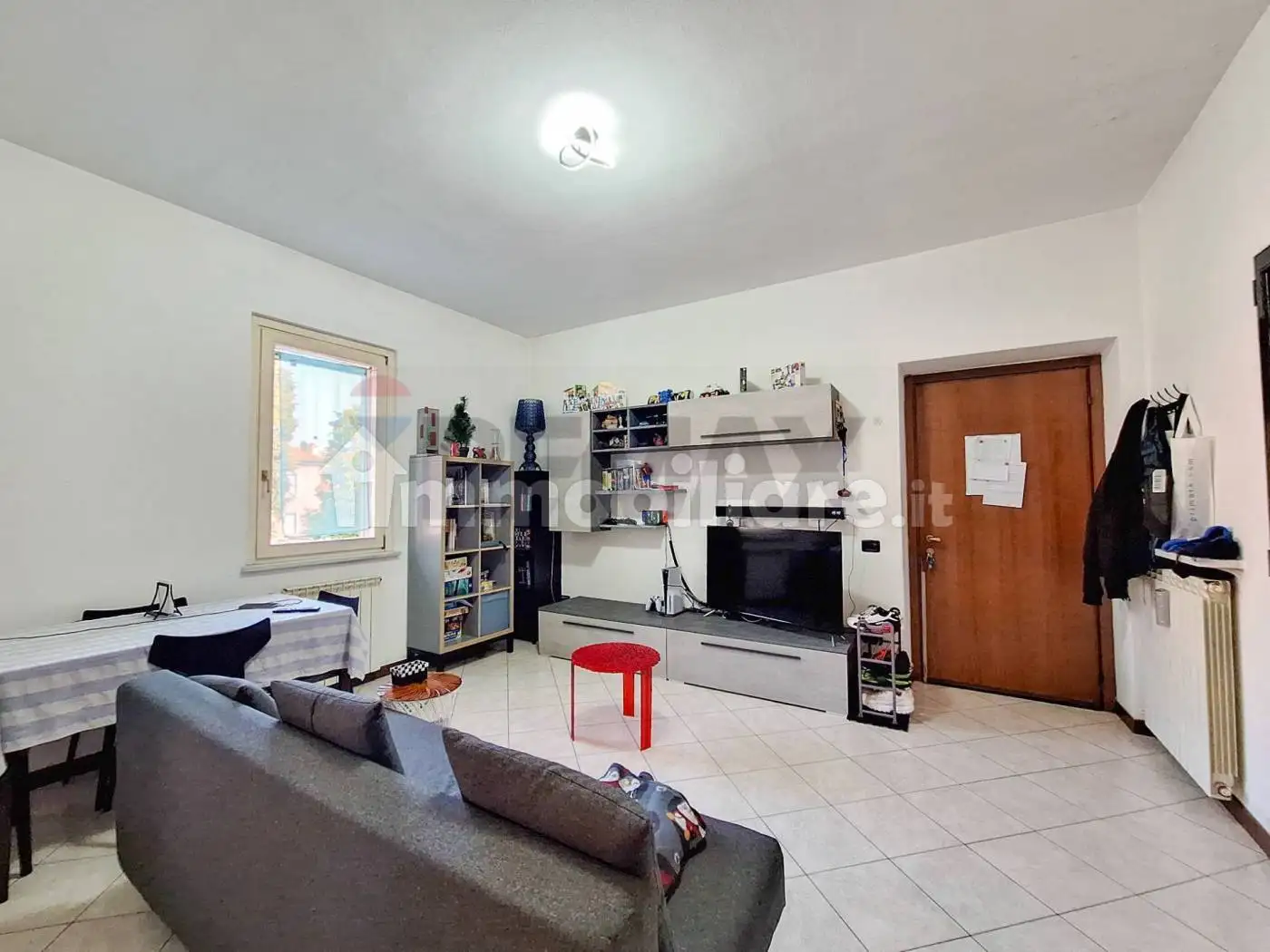 Bilocale via Cavour 17, Centro, Castronno - foto 3