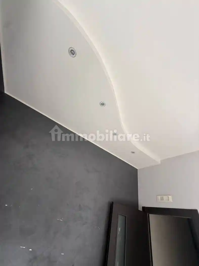 Trilocale ottimo stato, quarto piano, Fuorigrotta, Napoli - foto 3