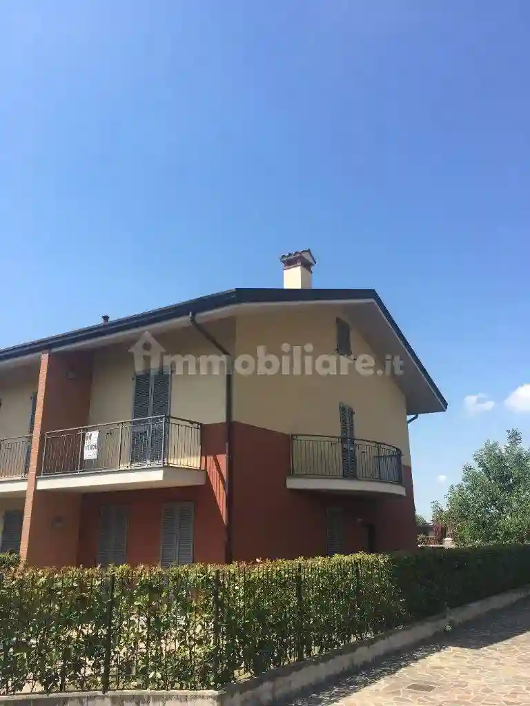 Villetta a schiera - foto 2