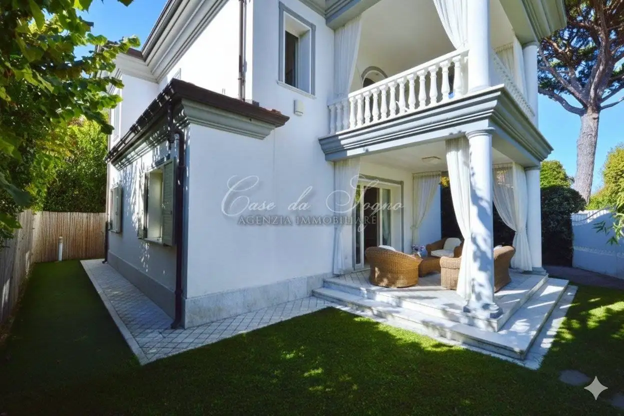Villa unifamiliare via Giuseppe Viner, Centro, Forte dei Marmi - foto 2