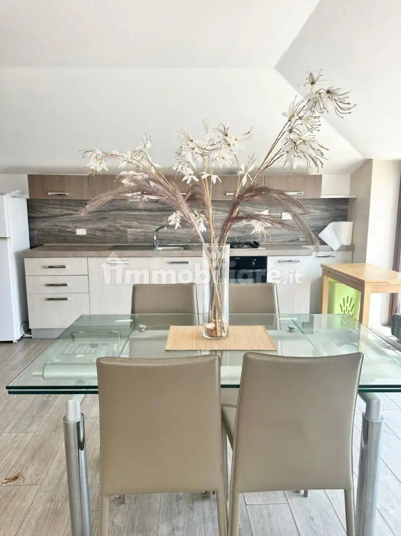 Attico via Mario Di Falco 2, Semicentro, Marino - foto 2