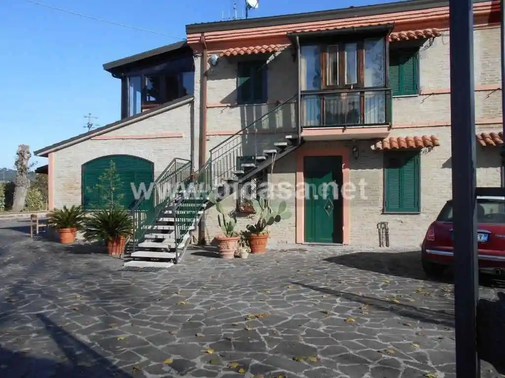 Villetta a schiera in vendita a Pesaro