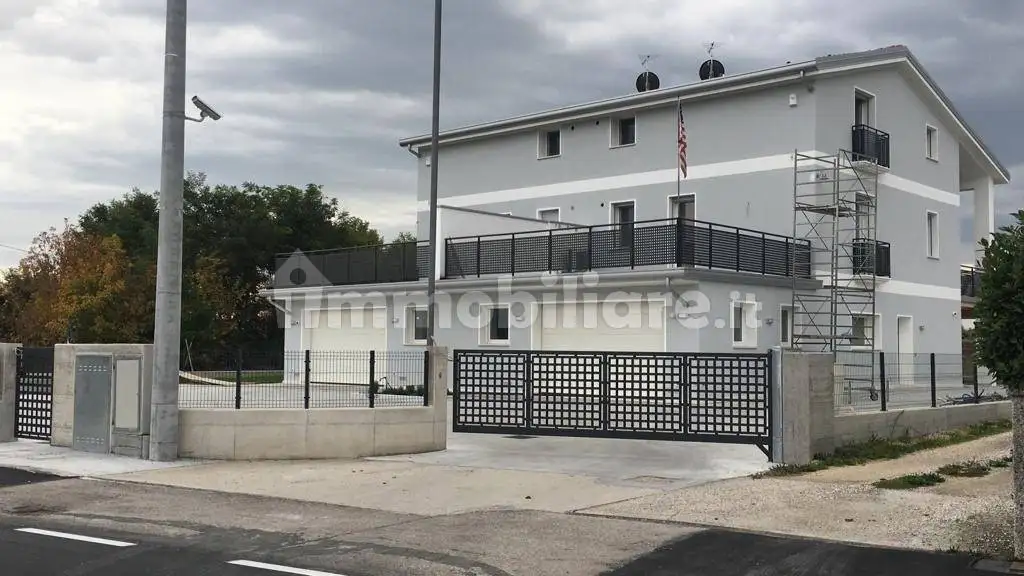 Villa unifamiliare, ottimo stato, 355 m², Villaganzerla, Castegnero - foto 2