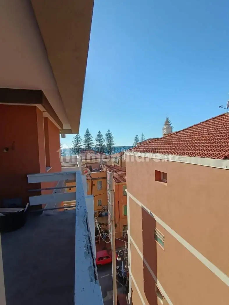 Appartamento in vendita a Bordighera