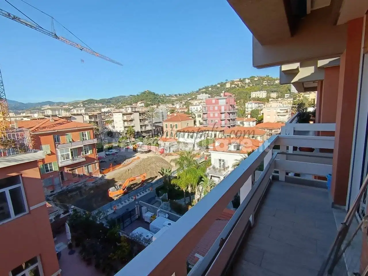 Bilocale ottimo stato, quarto piano, Centro, Bordighera - foto 2