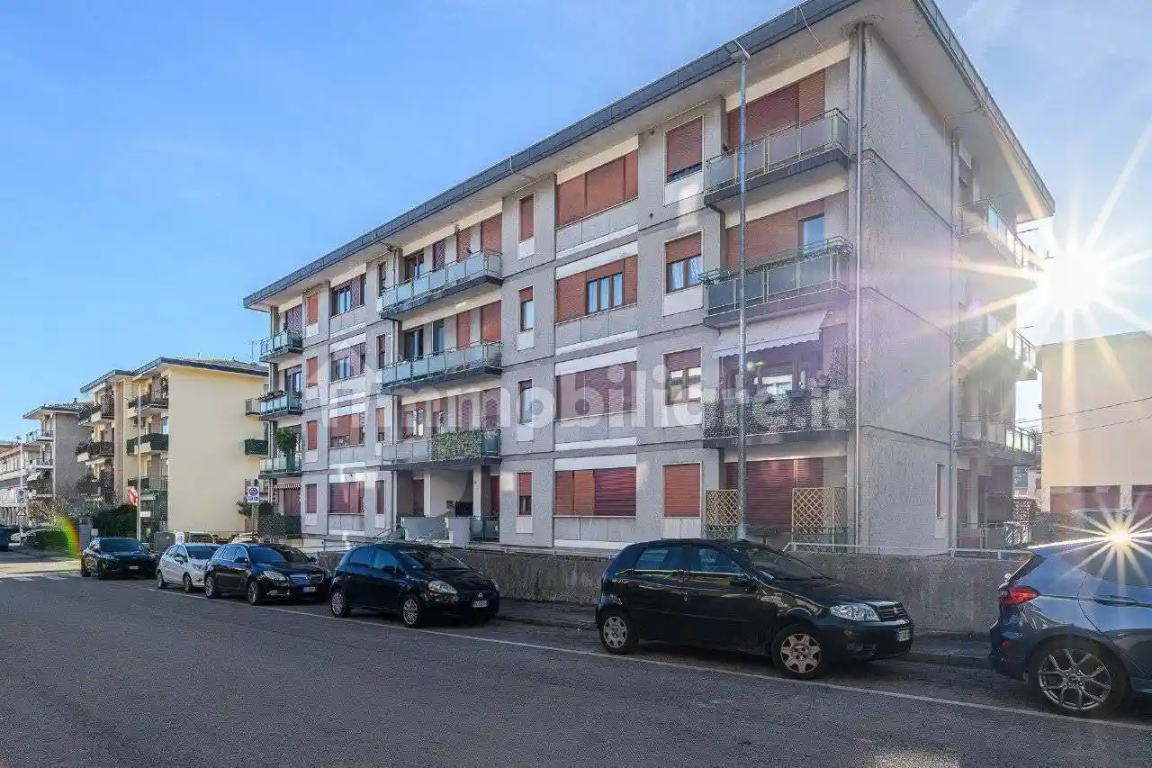 Bilocale buono stato, secondo piano, Centro, Schio - foto 2