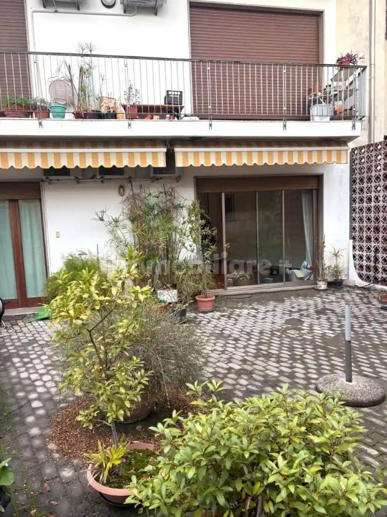 Appartamento da ristrutturare, primo piano, Piazze - Duomo, Padova - foto 2