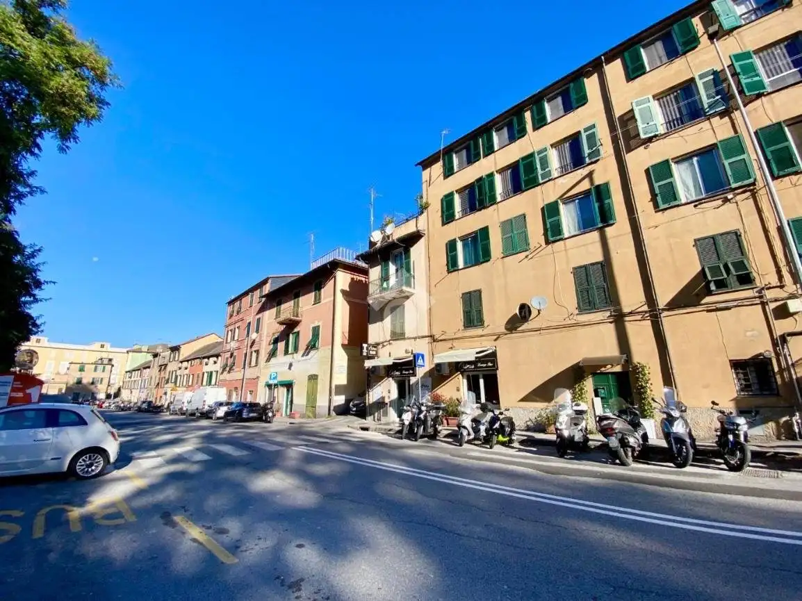 Appartamento in vendita a Genova