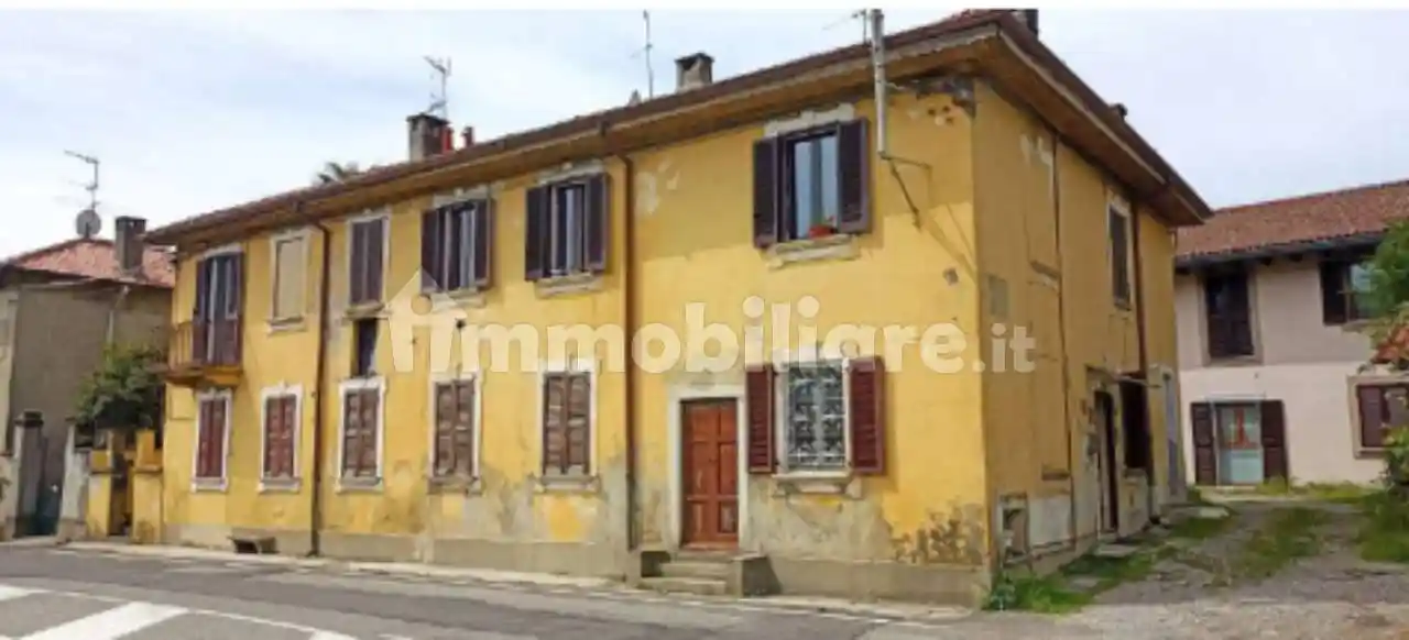 Appartamento all'asta via Giovanni Cimabue, Besana in Brianza - foto 2