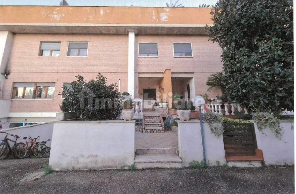 Villa all'asta via Du Cros,, Terracina - foto 3