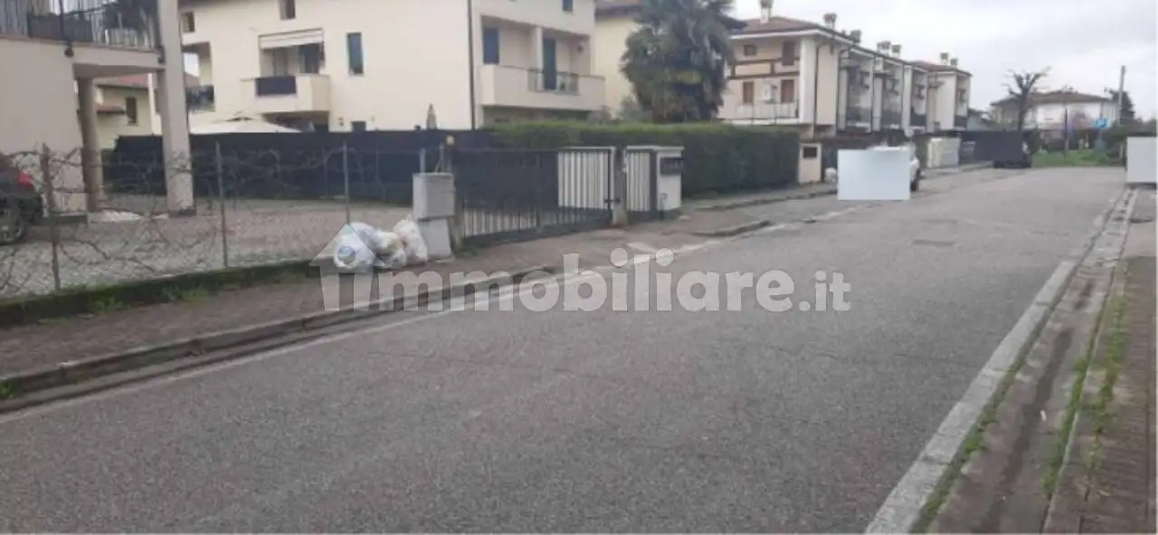 Appartamento all'asta via Generale Dalla Chiesa, Bolzano Vicentino - foto 2