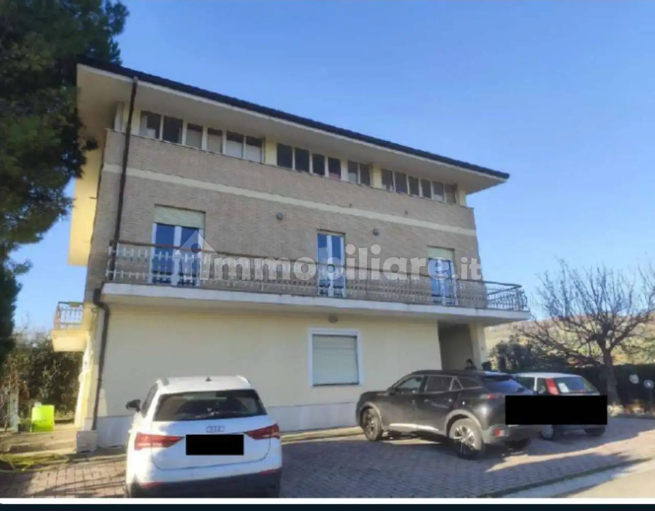 Appartamento all'asta c.da Svarchi, Altidona - foto 2