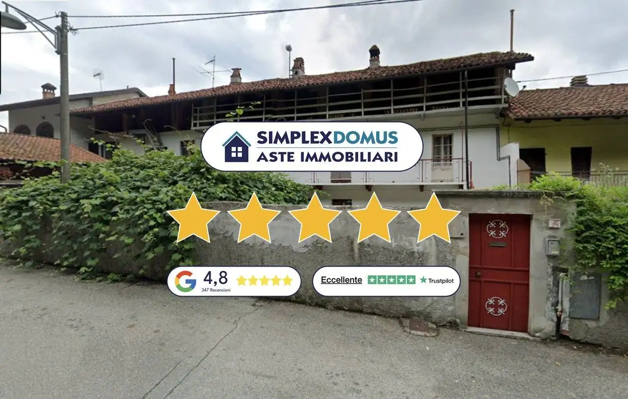 Villa in asta a Azeglio