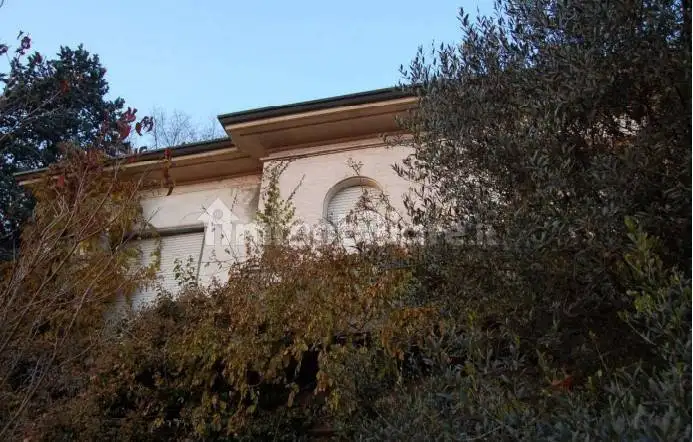 Villa all'asta via Mazzini, Albizzate - foto 3