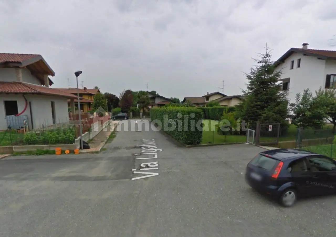 Villa all'asta via Ligabue, Borgo Ticino - foto 2