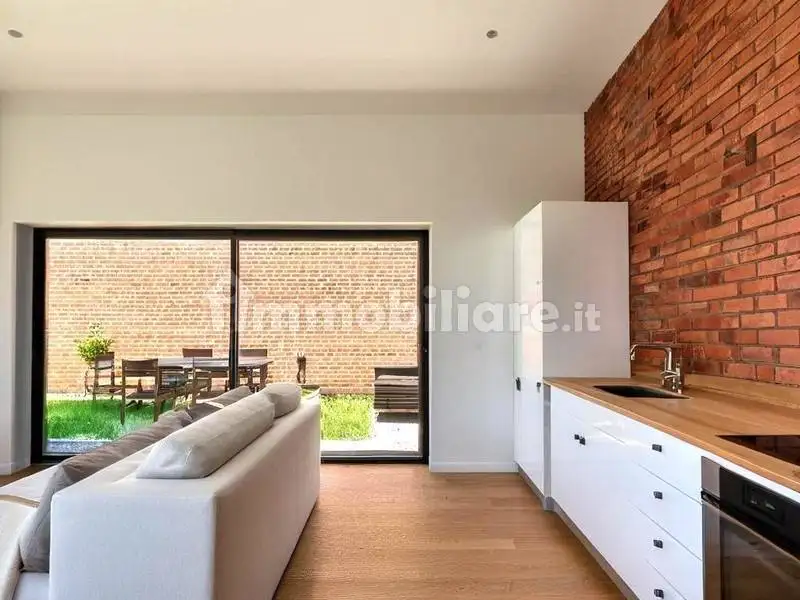 Villa unifamiliare via Trieste 7, Centro, Mantova - foto 2