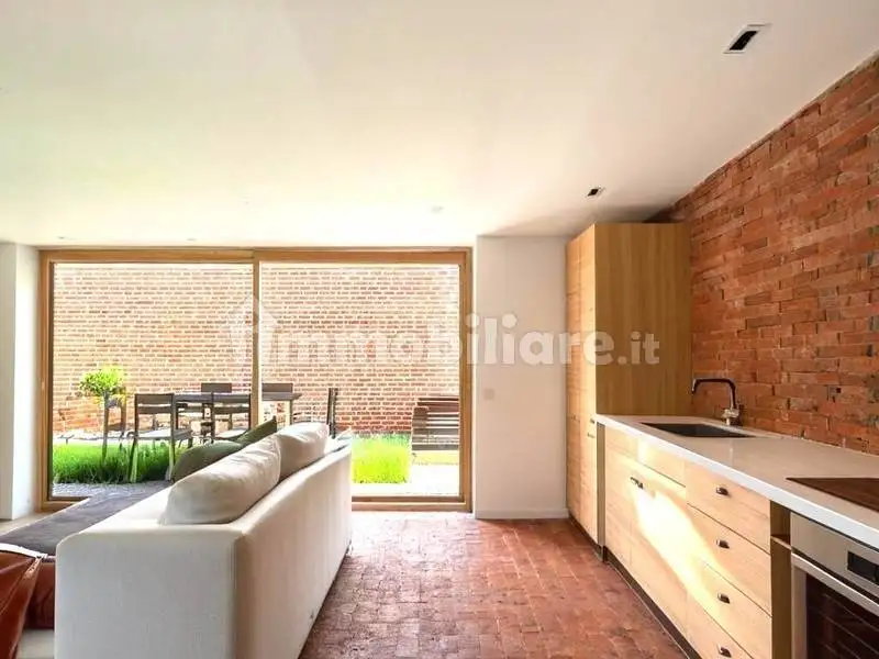 Villa unifamiliare via Trieste 7, Centro, Mantova - foto 3