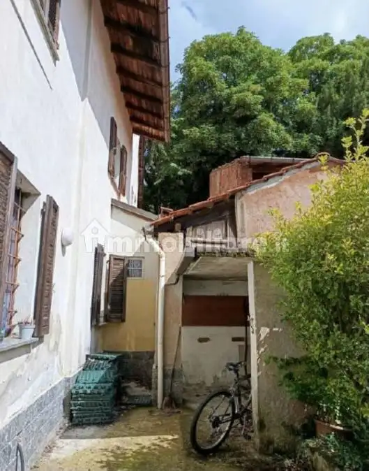 Appartamento all'asta via Dante Alighieri, Cairate - foto 3