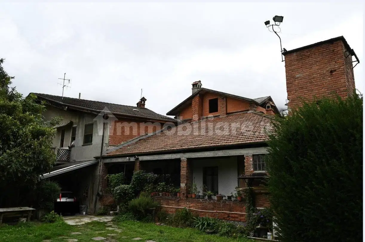 Appartamento all'asta via Des Alpes, Verrès - foto 3